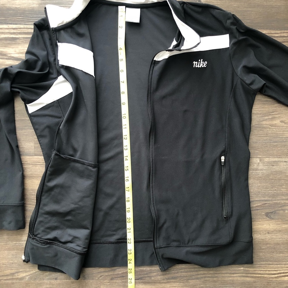 Nike Performance Jacket - Picture 8 of 8